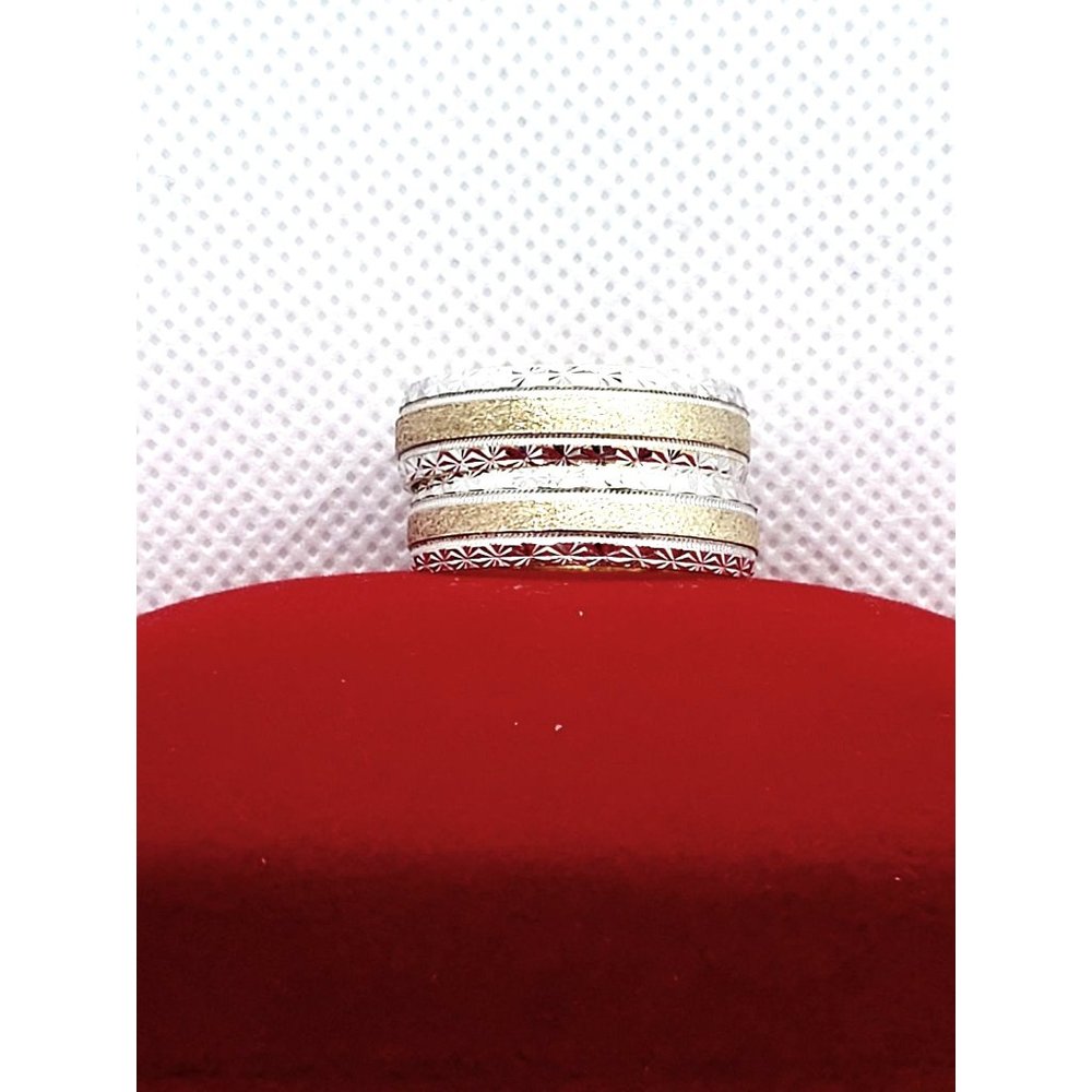 Solid 14K White and Yellow Gold Two Tone Wedding Ring - Picture 14 of 16